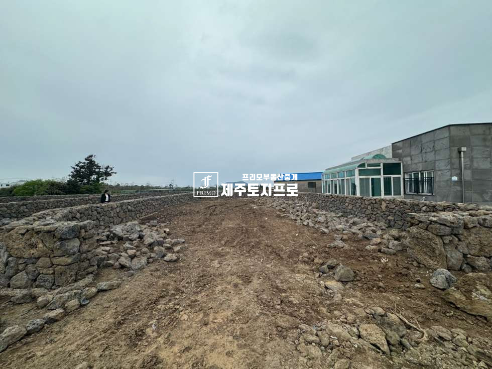 제주 제주시 한림읍 상명리 급매/제주시 한림읍 상명리 모양좋은 토지매매/전용비완납/단독주택,농어촌민박부지로 강력추천 매매 매물번호 10541 사진 5